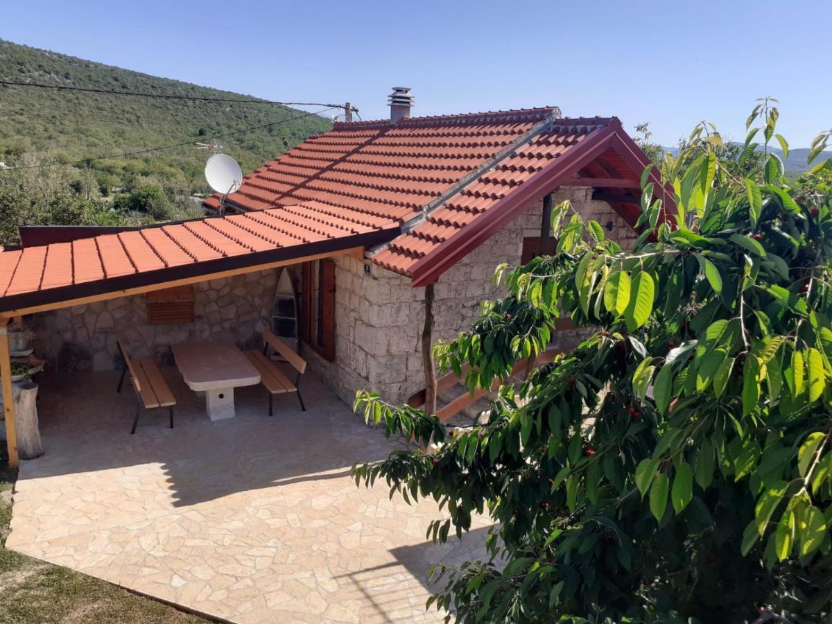 Patakun Holiday Home For 5, With Heated Pool Lecevica エクステリア 写真